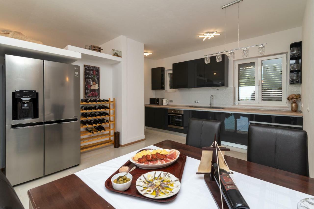 Villa Confido Luxury Apartment 01 Donji Seget Dış mekan fotoğraf